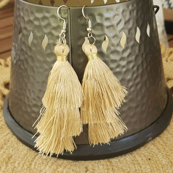 Boho Tassle Earrings Camel - Picture 1 of 2